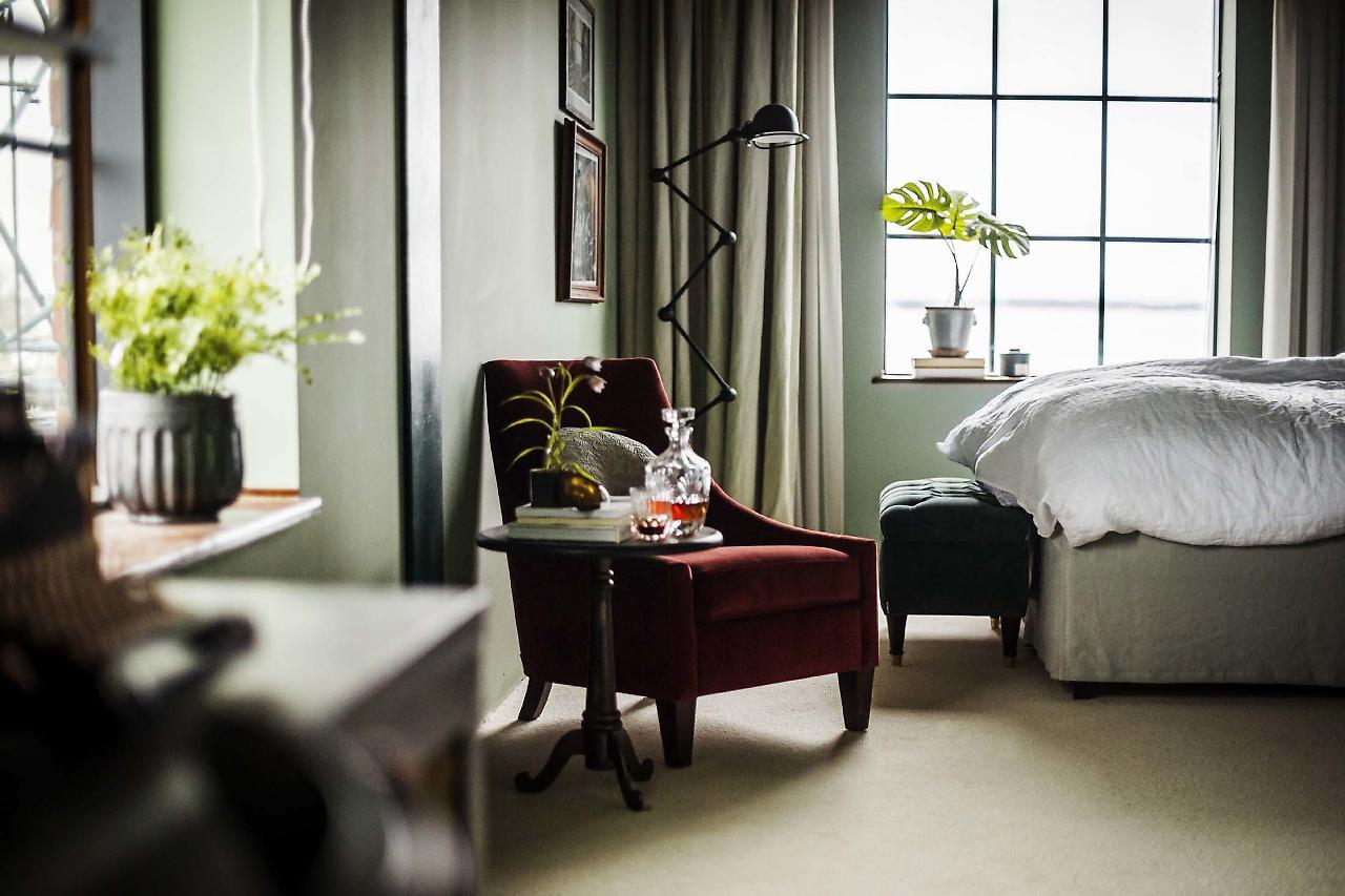 Steam Hotel Vasteras Exterior photo A room at The Swan
