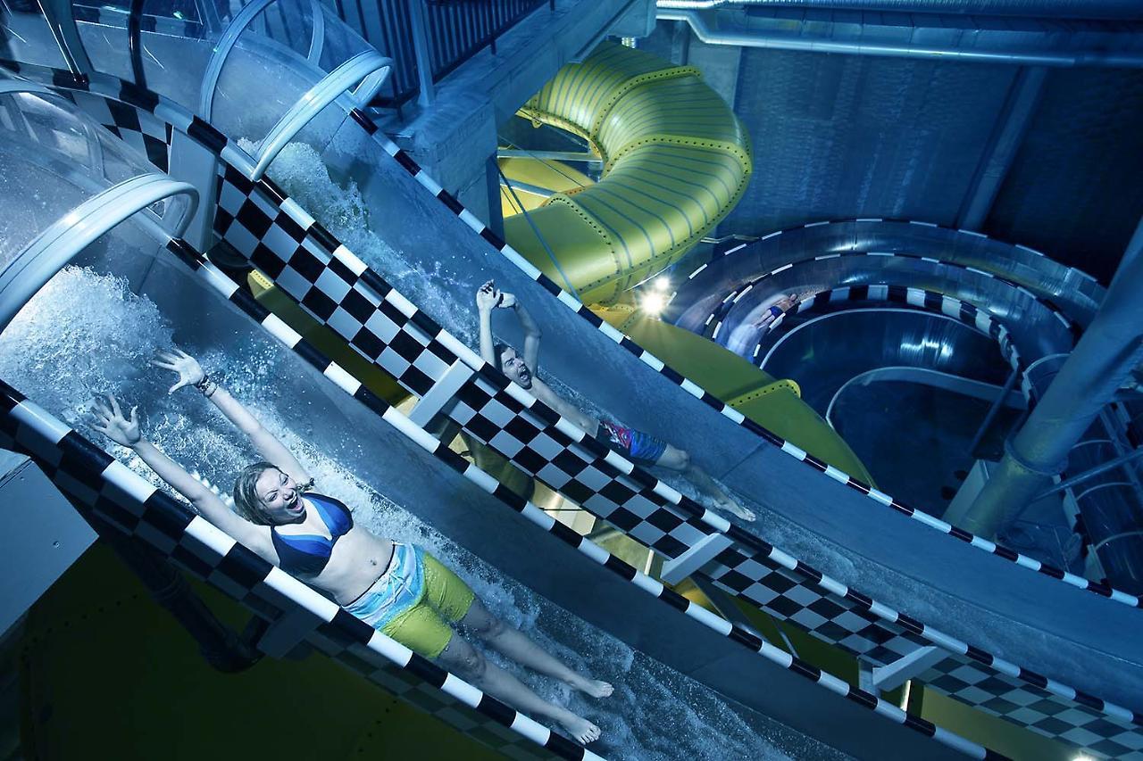 Steam Hotel Vasteras Exterior photo The Dragon roller coaster
