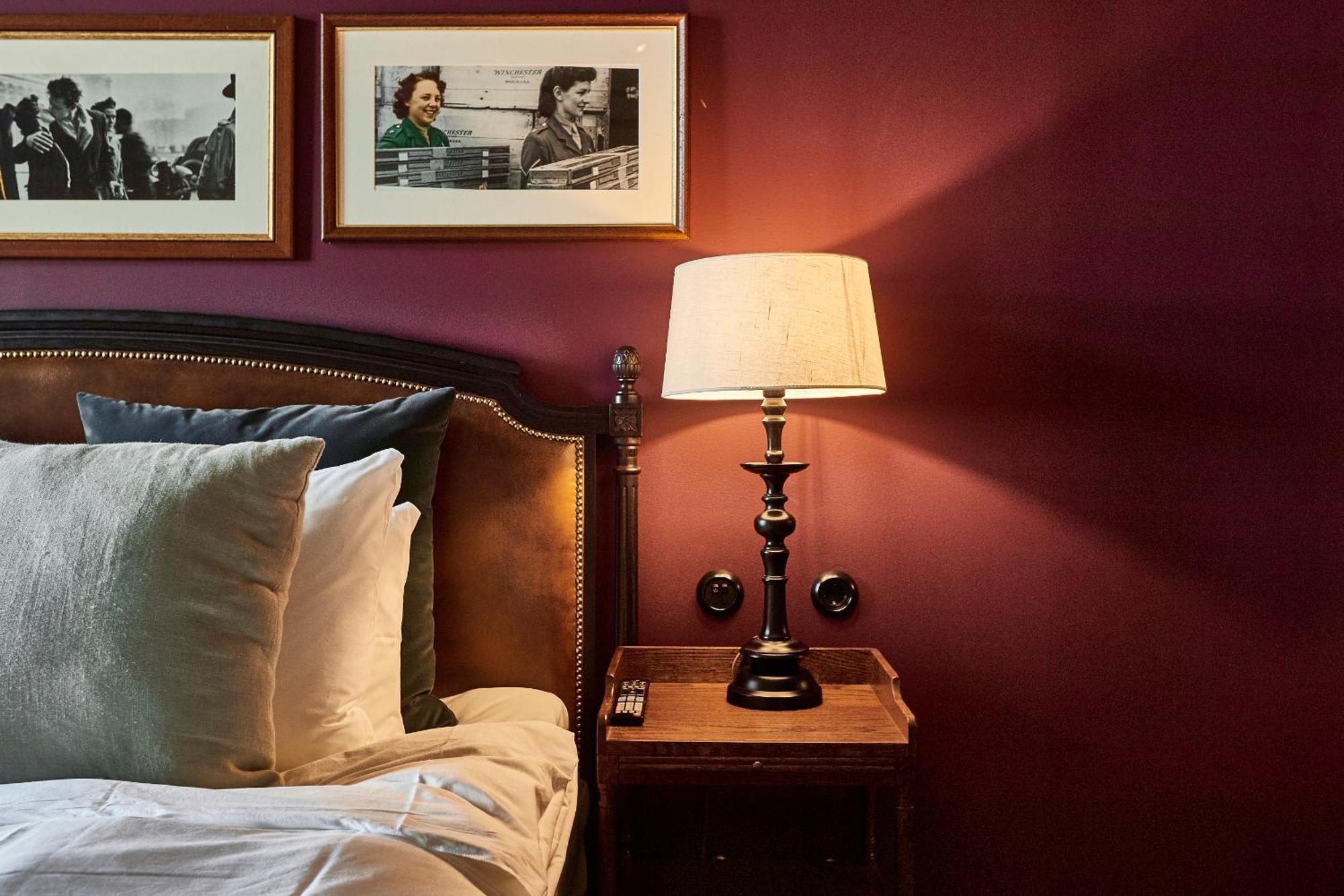 Steam Hotel Vasteras Exterior photo A lamp on a bedside table
